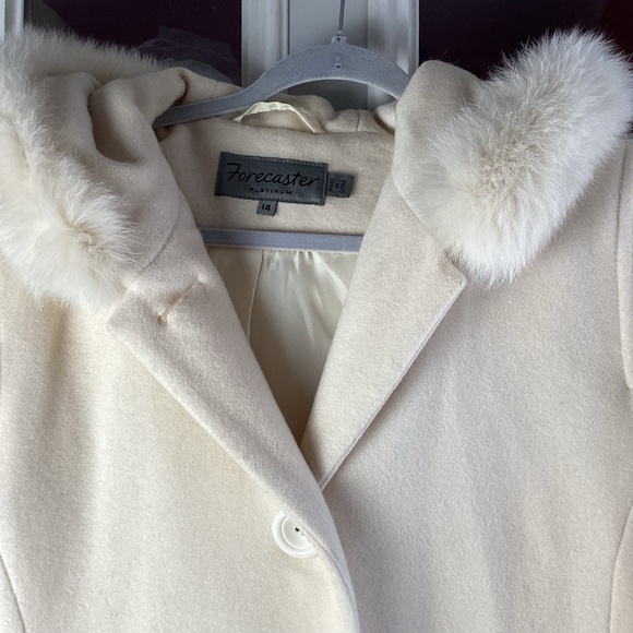 Forecaster Ivory/ White Women's Coat Lambswool blend fox fur trim on hood - Picture 2 of 9